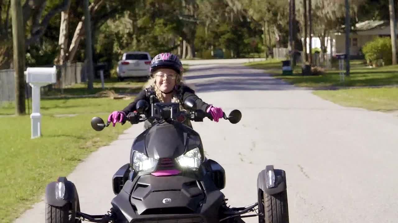 Exactech Customer Story - Darilyn



